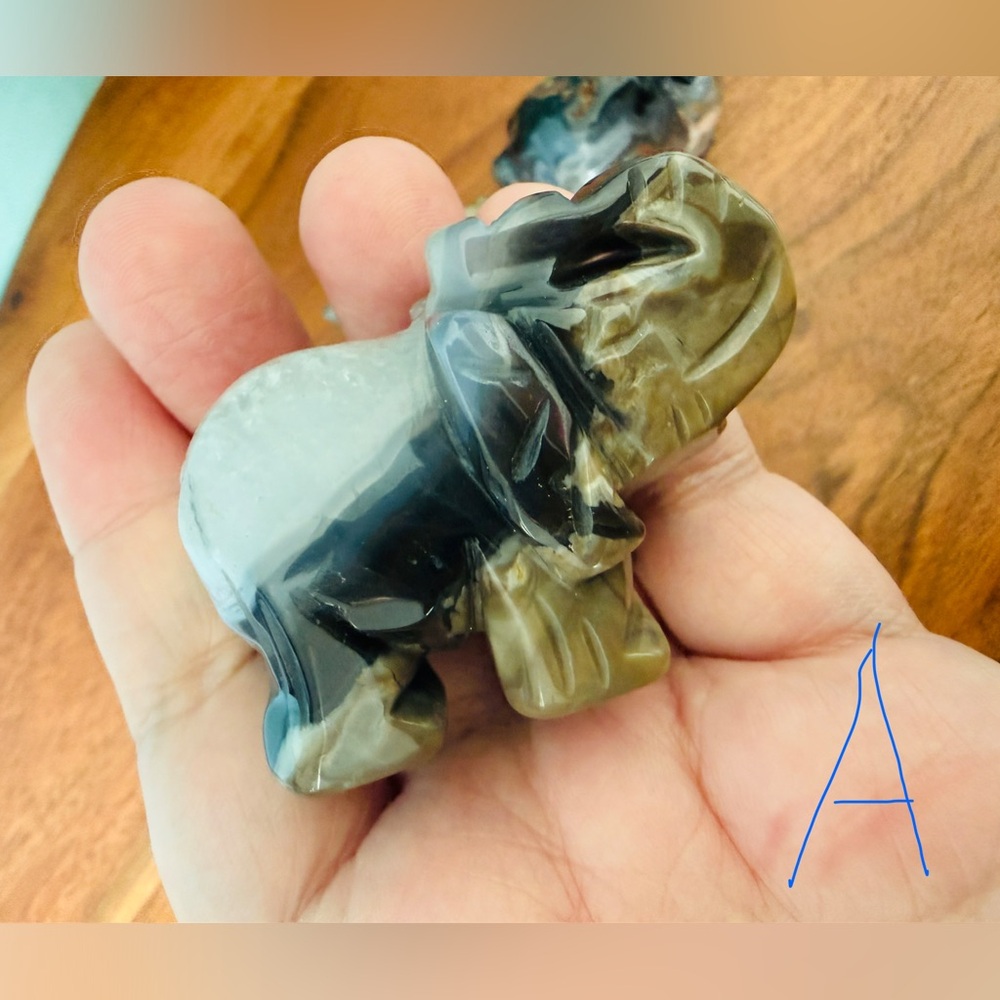 Volcano Agate Elephant Hand Carved Stone Crystal  1 pc Worry Stone Grounding